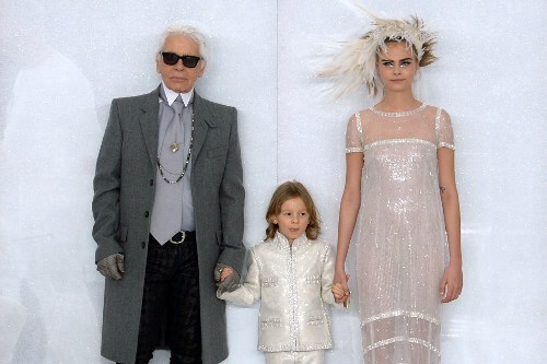 Lini Pakaian Anak-anak Karl Lagerfeld