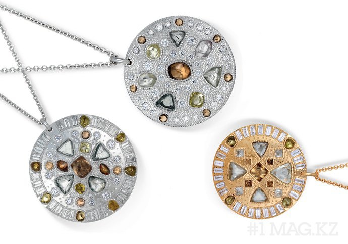 De Beers Jadi Anggota Haute Couture Fashion Week 