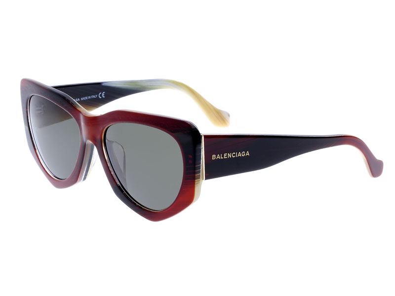 Kunci Gaya Kala Terik Tiba