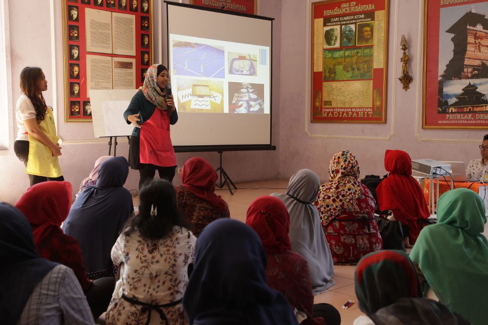 Pelatihan Kreatif Bazaar Art untuk Anak Indonesia