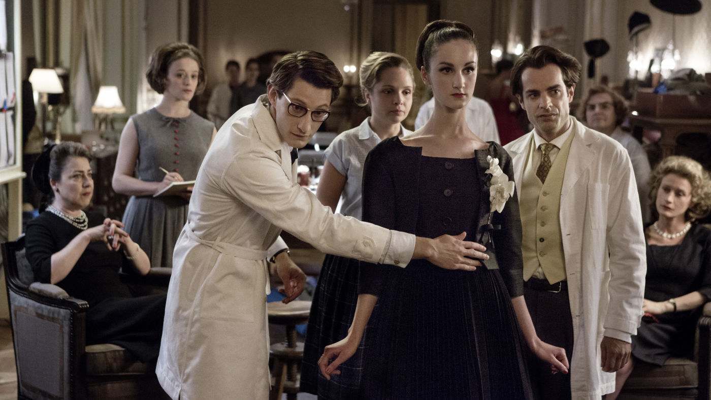 Simak Daftar Film Dokumenter dan Biografi Desainer Fashion!