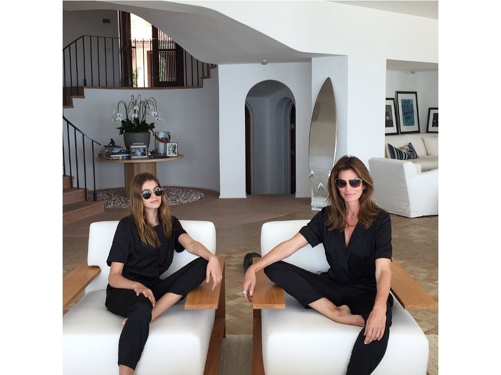 Kaia Gerber Makin Mirip Sang Ibu, Cindy Crawford