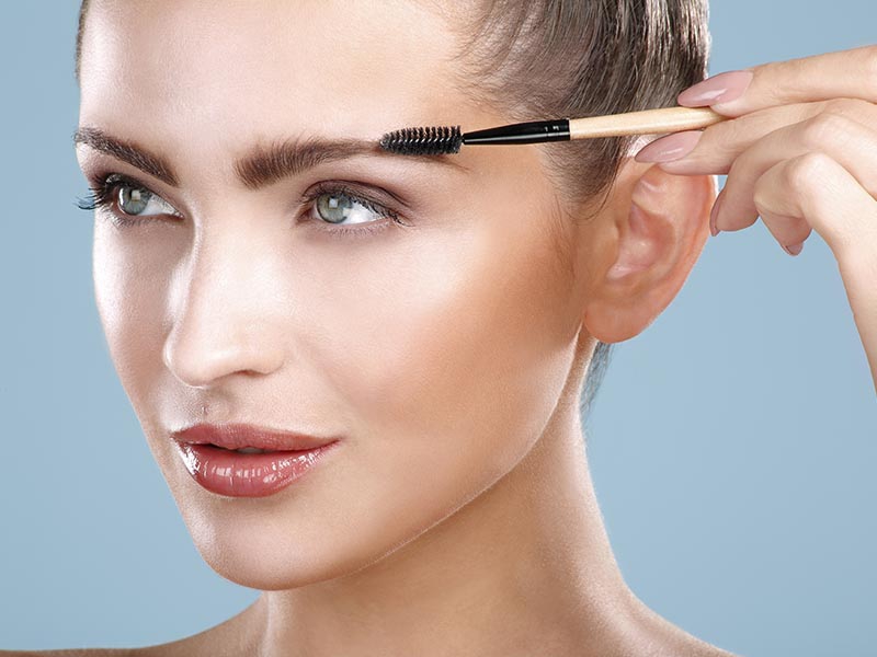 4 Alasan untuk Mencoba Brow Gel!