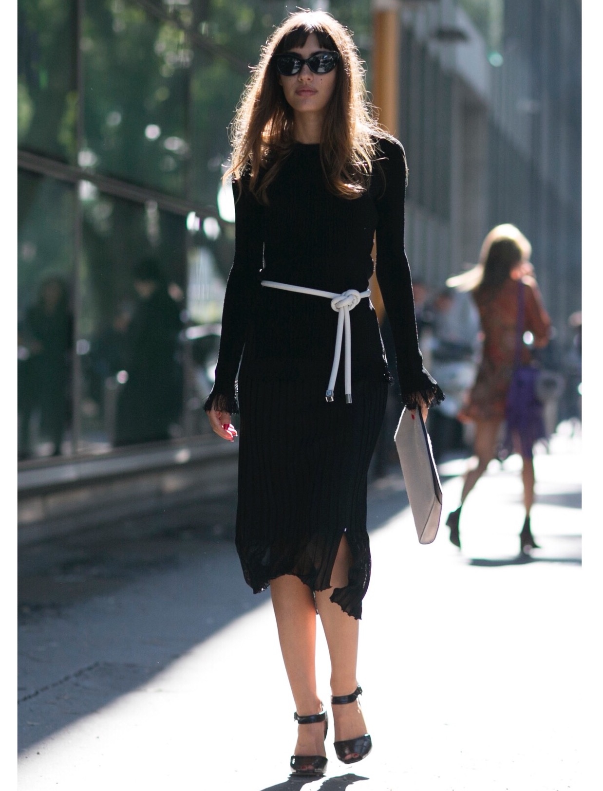 Tampil Trendi Dengan Tali Pinggang