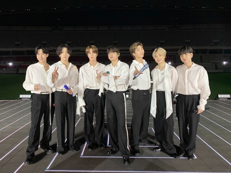 12 Lagu BTS yang Wajib Didengar Jika Kamu Fans Baru BTS!