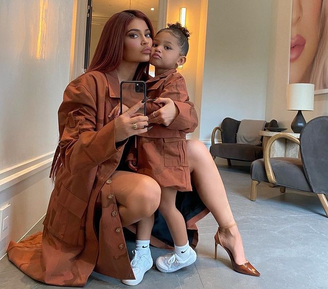 Kylie Jenner Segera Luncurkan Label Terbaru Untuk Bayi