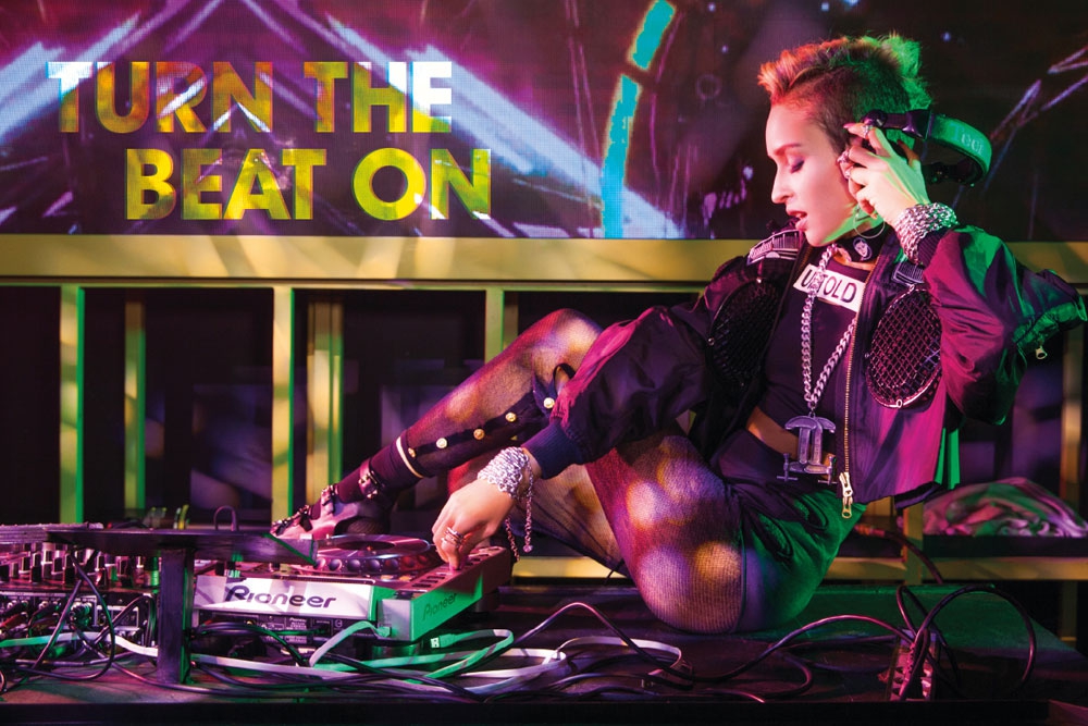 Tips Trendi Bergaya Hip-Hop