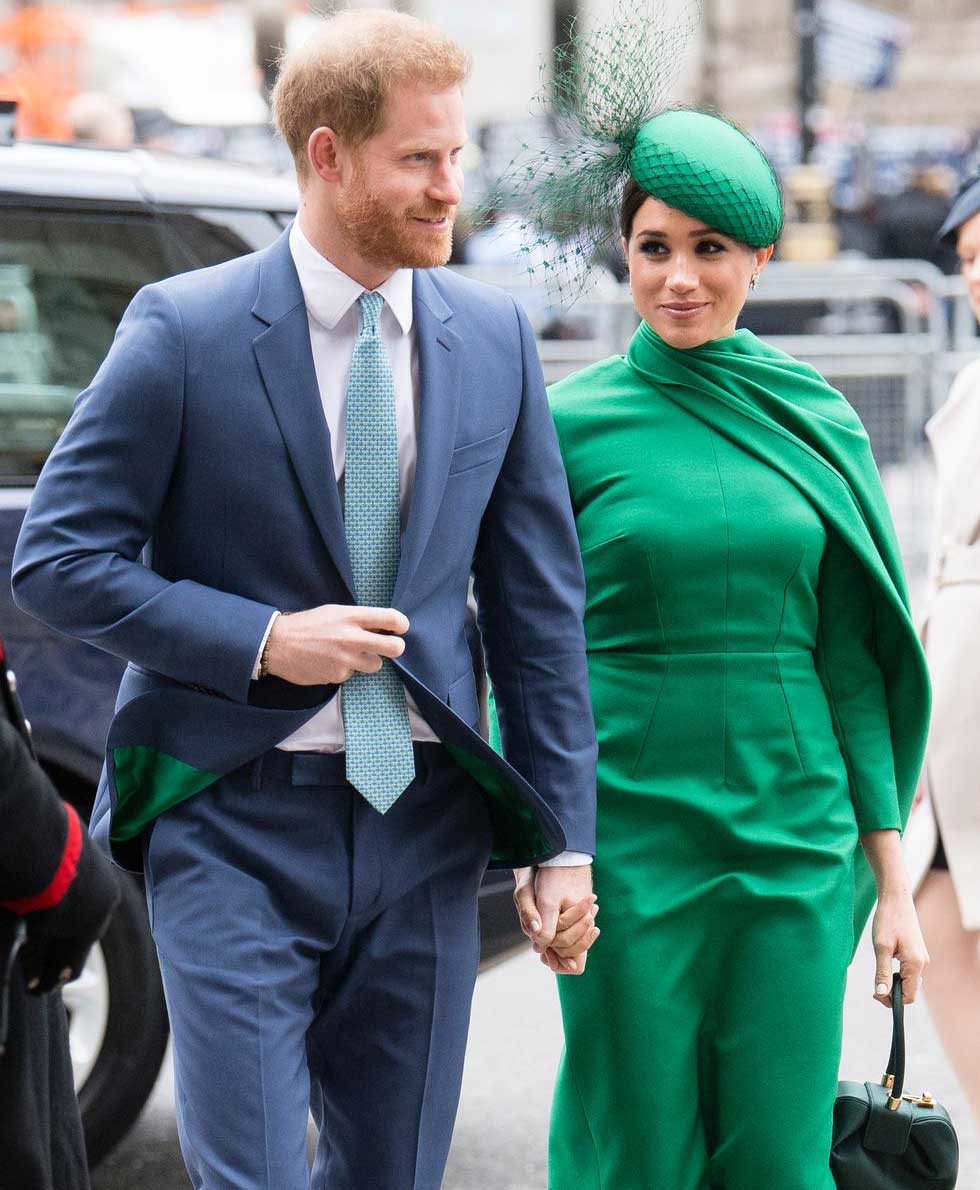 Harry & Meghan Kecewa Kehilangan Gelar Kerajaan Mereka