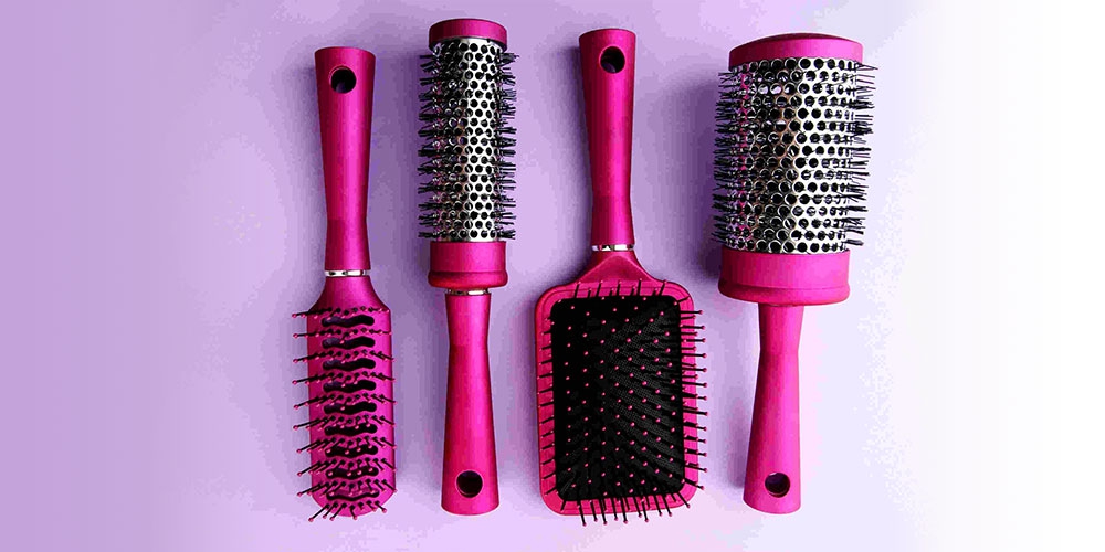 5 Sisir Rambut Yang Wajib Dipunyai Setiap Wanita