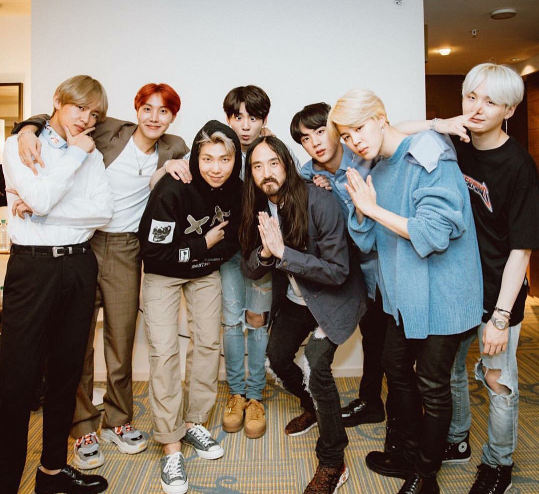 Single BTS & Steve Aoki Mic Drop Remix Jadi Nomor Satu