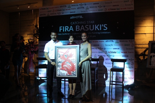 Bukti Cinta Fira Basuki Terhadap Dunia Lukis