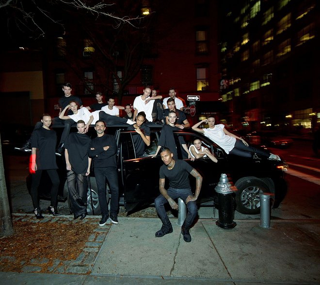 All Star Model Untuk Kampanye Givenchy