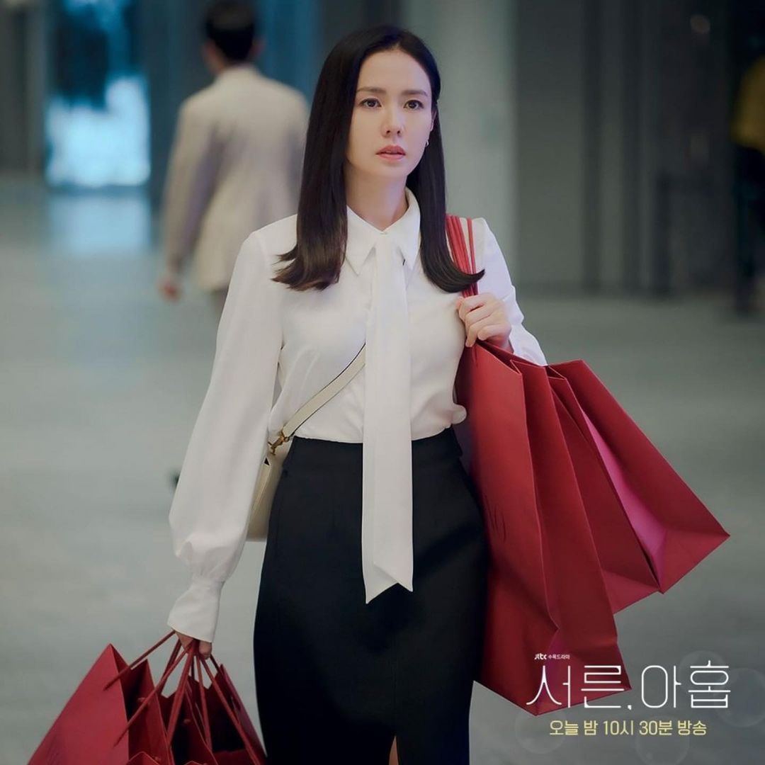 Simak Gaya Mewah Son Ye-Jin di Drama Thirty-Nine