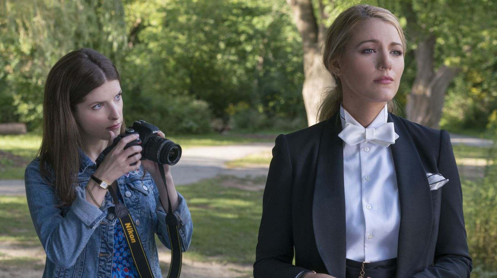 Review Film: A Simple Favor, Kejutan Serius Nan Lucu