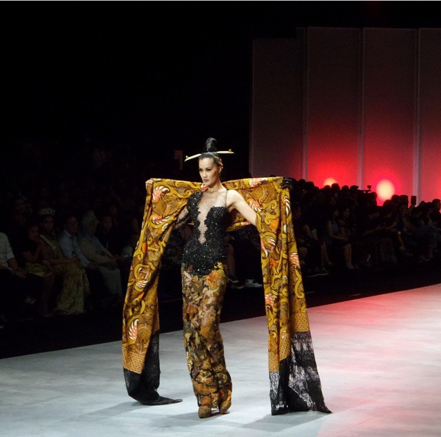 Pasar Klewer Ala Anna Avantie di IFW 2015 