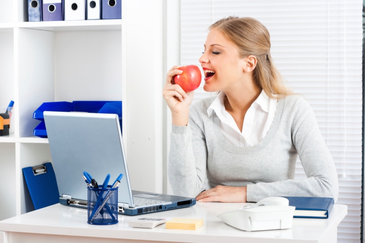 Bangkitkan Energi di Tengah Pekerjaan