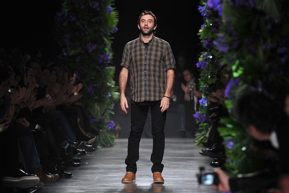 Givenchy Akan Melakukan Show Di New York Fashion Week 
