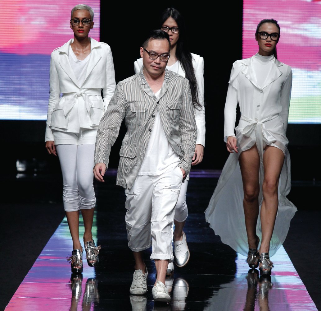 The Inspiring Designer: Tri Handoko