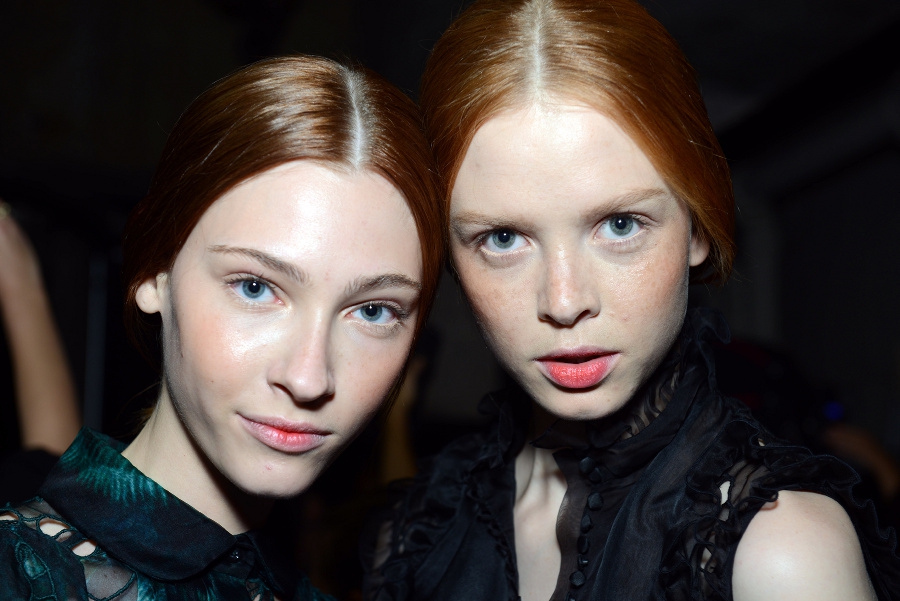 6 Cara Bangunkan Wajah Lelah