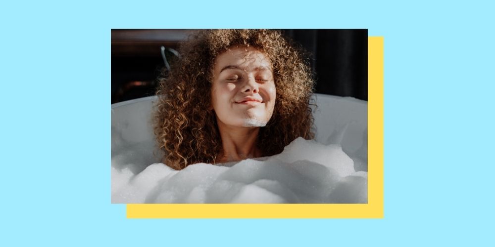 5 Cara Mudah Membuat Mandi Jadi Lebih Menenangkan