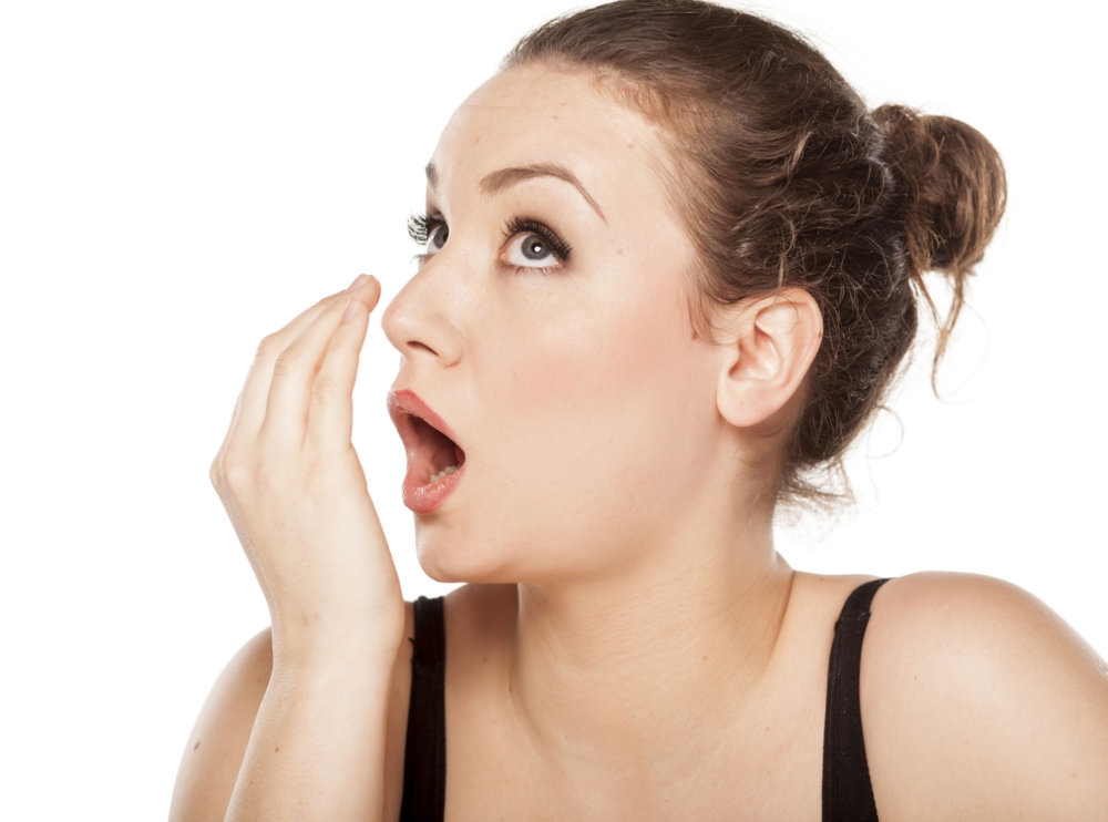 Atasi Masalah Bau Mulut Saat Berpuasa lewat Cara Ini!