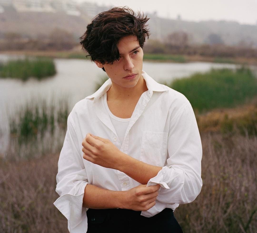 Kenalkan Obsesi Terbaru Anda, Cole Sprouse