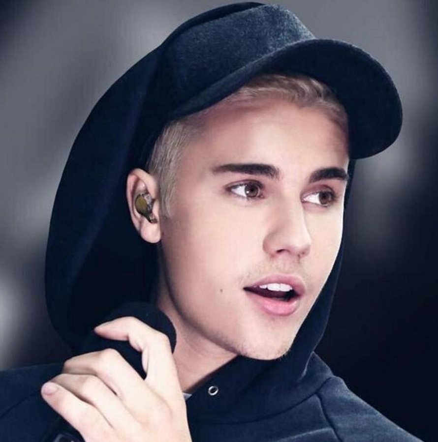 Justin Timberlake vs Usher