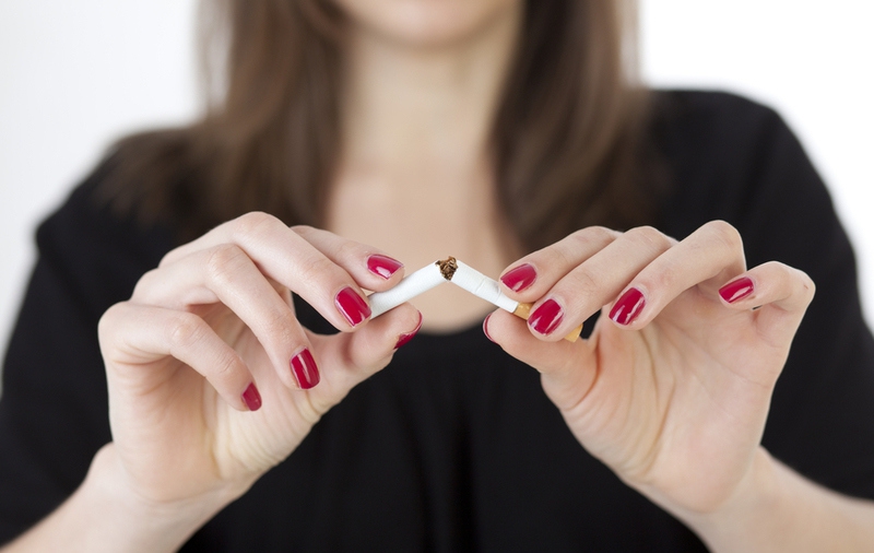 Cara Bantu Pasangan Berhenti Merokok