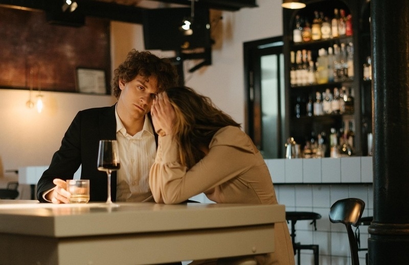 6 Tanda Red Flags yang Harus Kamu Waspadai di Awal Hubungan