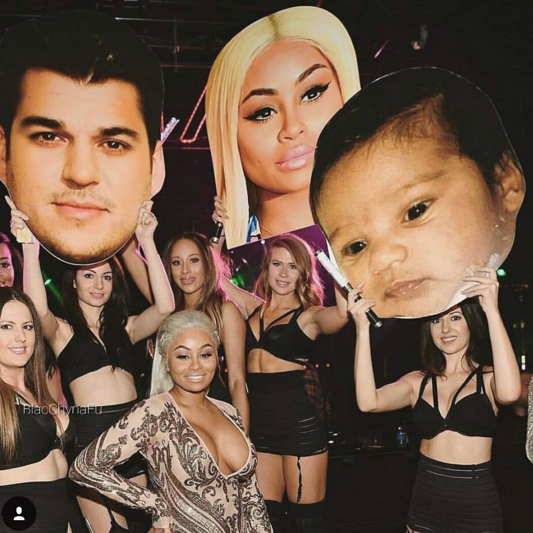 Aturan Penting “Pamer” Pasangan di Media Sosial