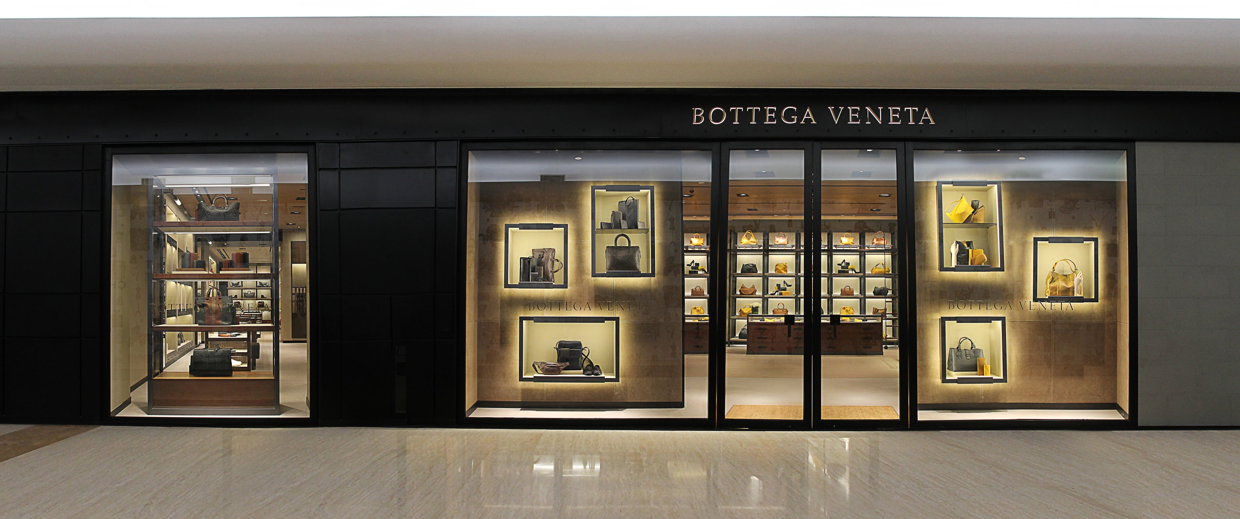 Butik Bottega Veneta, Hadir di Plaza Indonesia