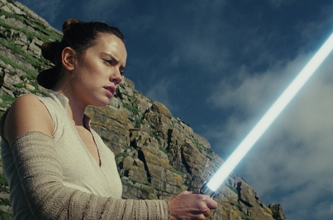 Review Film: Star Wars The Last Jedi, Seru dan Memukau!