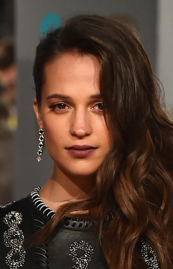 Alicia Vikander