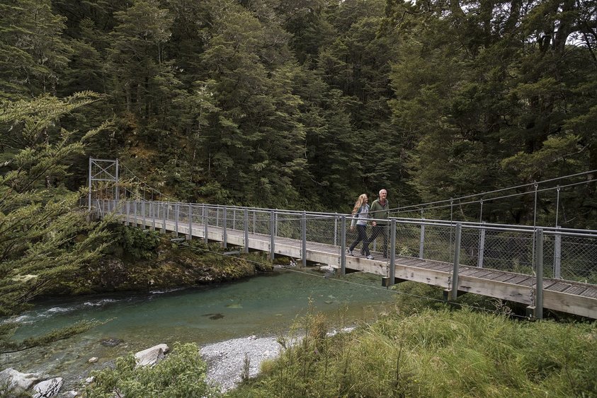 Rekomendasi James Cameron Saat Mengunjungi New Zealand