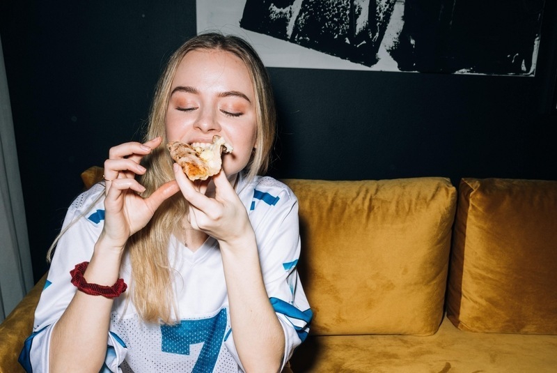 7 Cara Mudah Menekan Nafsu Makan yang Berlebihan!