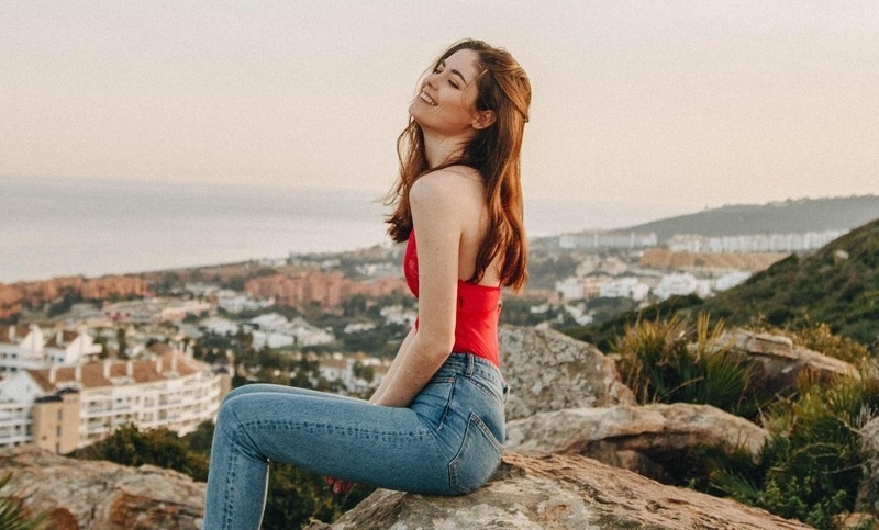 7 Tips Agar Foto di Aplikasi Kencan Kamu Dapat Banyak 'Swipe Right'!