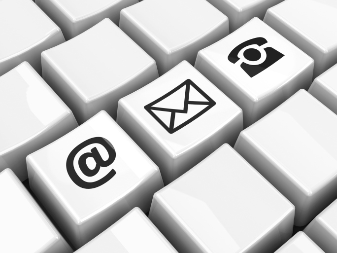 Etika Berkirim E-Mail Bisnis