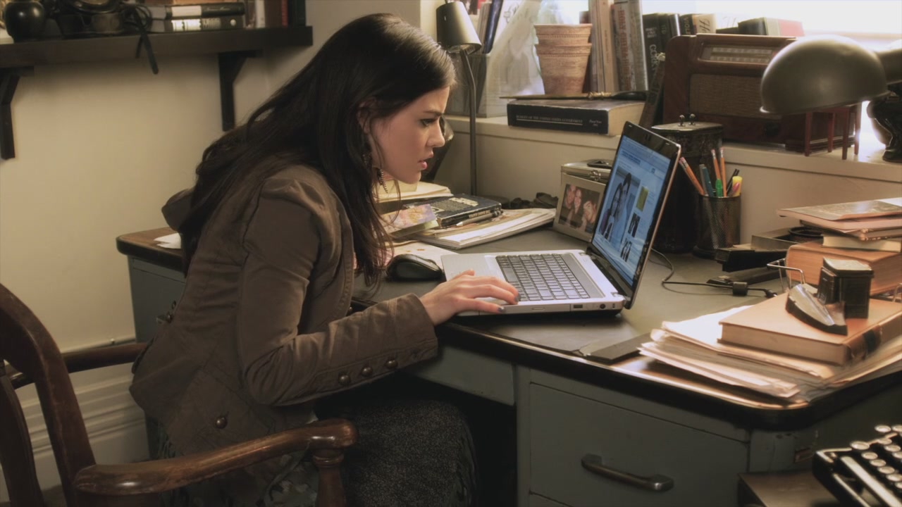 5 Tanda Anda Desperate Akan Cinta