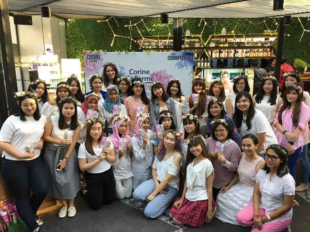 Belajar Menata Bunga Bersama Cosmo Club