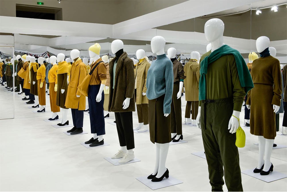 Lihat Pameran Art and Science of Lifewear dari Uniqlo