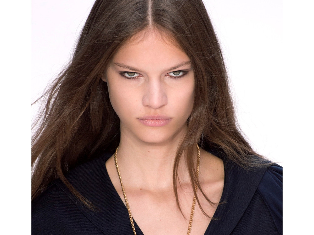 10 Cara Menyulap Rambut Tipis Jadi Lebih Bervolume