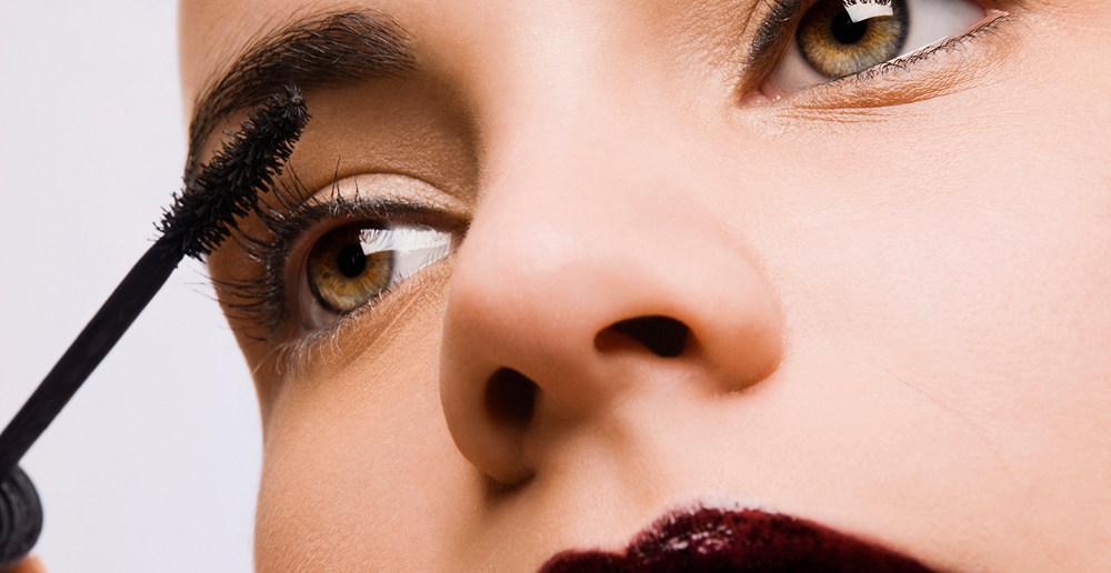 Cara Pakai Maskara Untuk Hasilkan Bulu Mata Lentik