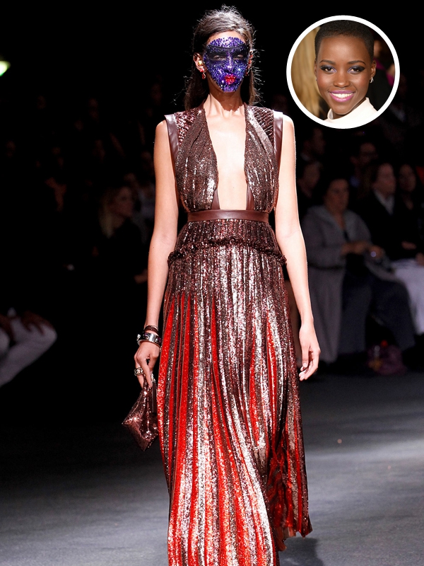 Lupita Nyong’O mengenakan Givenchy