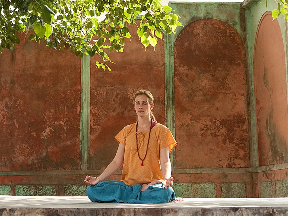 Redakan Nyeri Menstruasi dengan Posisi Yoga