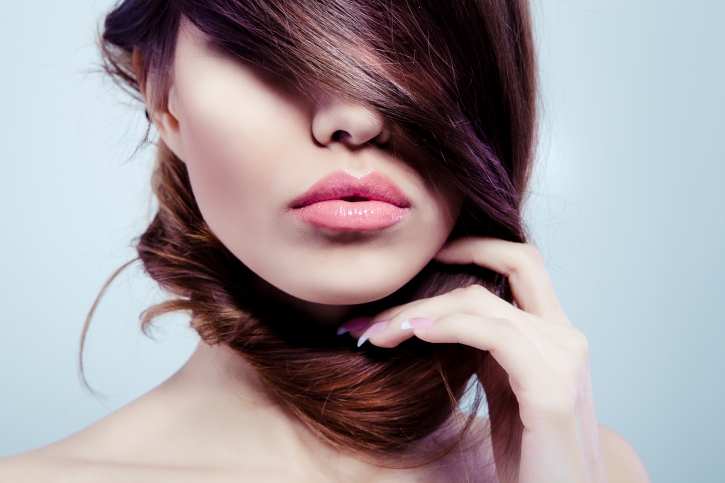 5 Kebiasaan Buruk Perusak Rambut