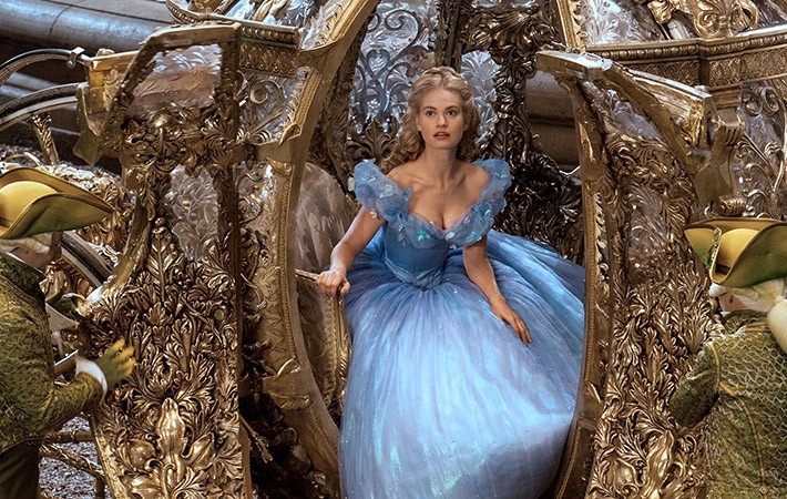 Movie Review: Nostalgia Masa Kecil Bersama Cinderella