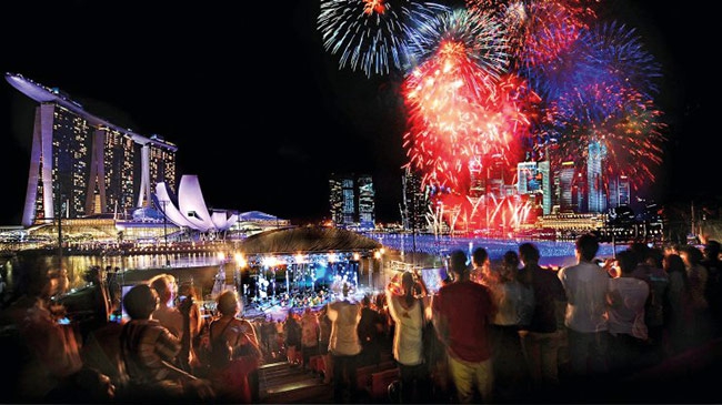 4. Marina Bay Singapore Countdown 2016