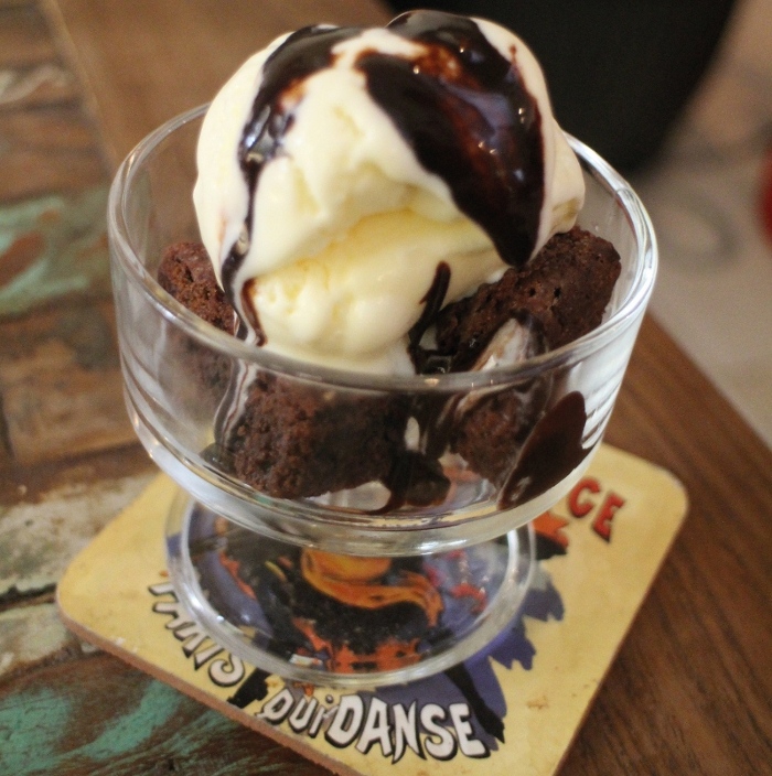 Kumpul Seru Bersama Sahabat