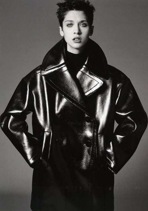 Ava McAvoy, Muse Terbaru Azzedine Alaia