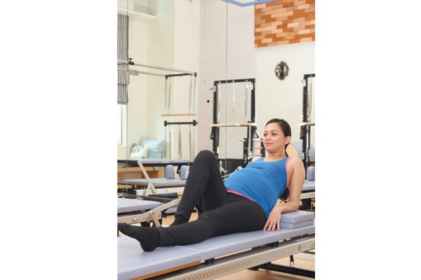 Lower Back Stretching (Bagian 1)